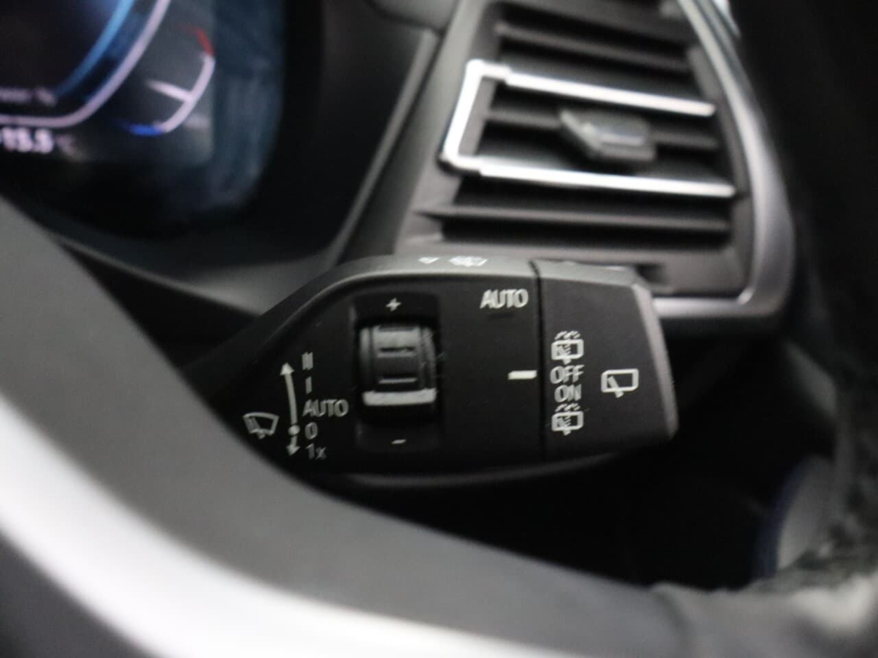 BMW IX3 80kWh M Sport — image 50