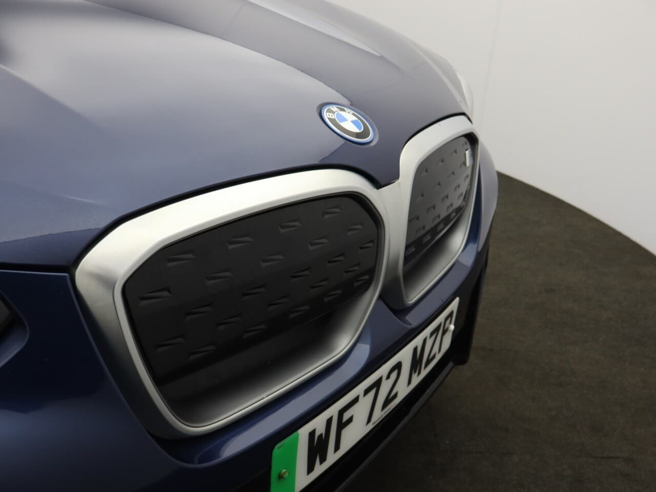 BMW IX3 80kWh M Sport — image 72