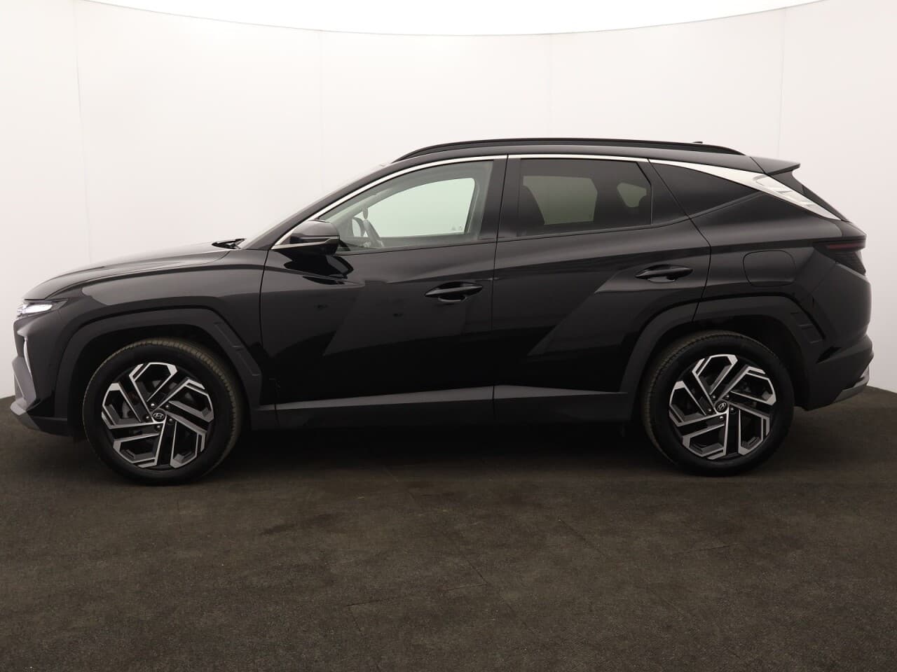 Hyundai Tucson 1.6 T-GDi Ultimate — image 6
