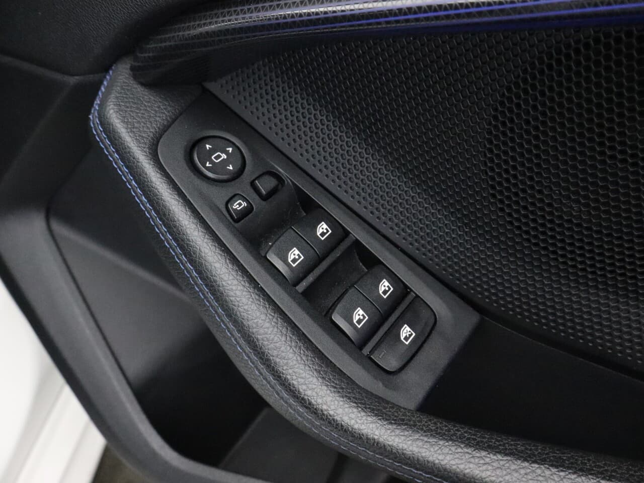 BMW 2 Series Gran Coupe 2.0 M235i — image 57