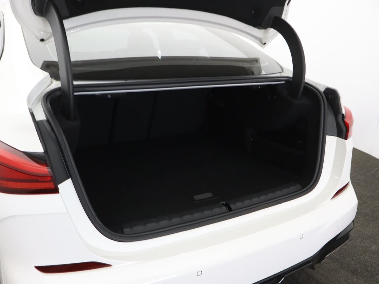 BMW 2 Series Gran Coupe 2.0 M235i — image 55