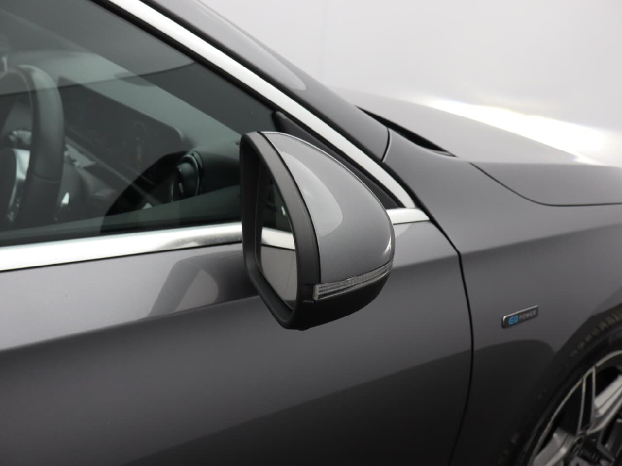 Mercedes-Benz A Class 1.3 A250e 15.6kWh AMG Line — image 58