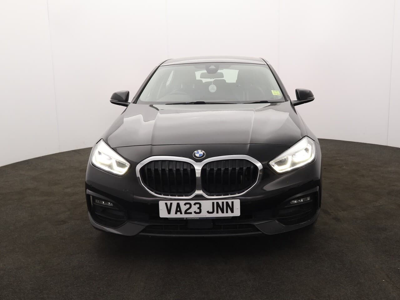 BMW 1 Series 2.0 120d Sport (LCP) — image 4