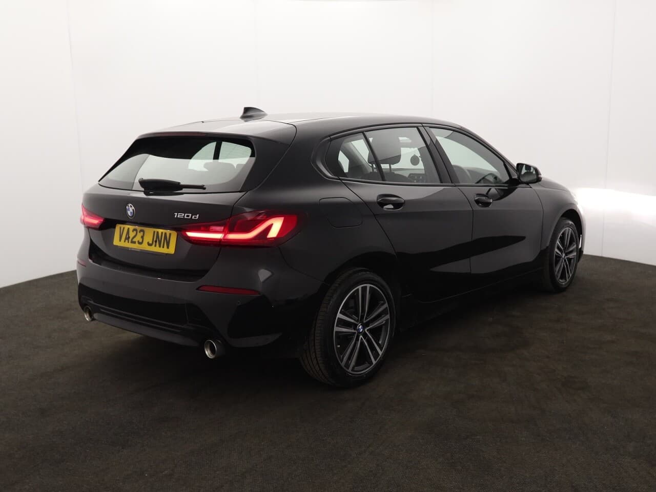 BMW 1 Series 2.0 120d Sport (LCP) — image 10