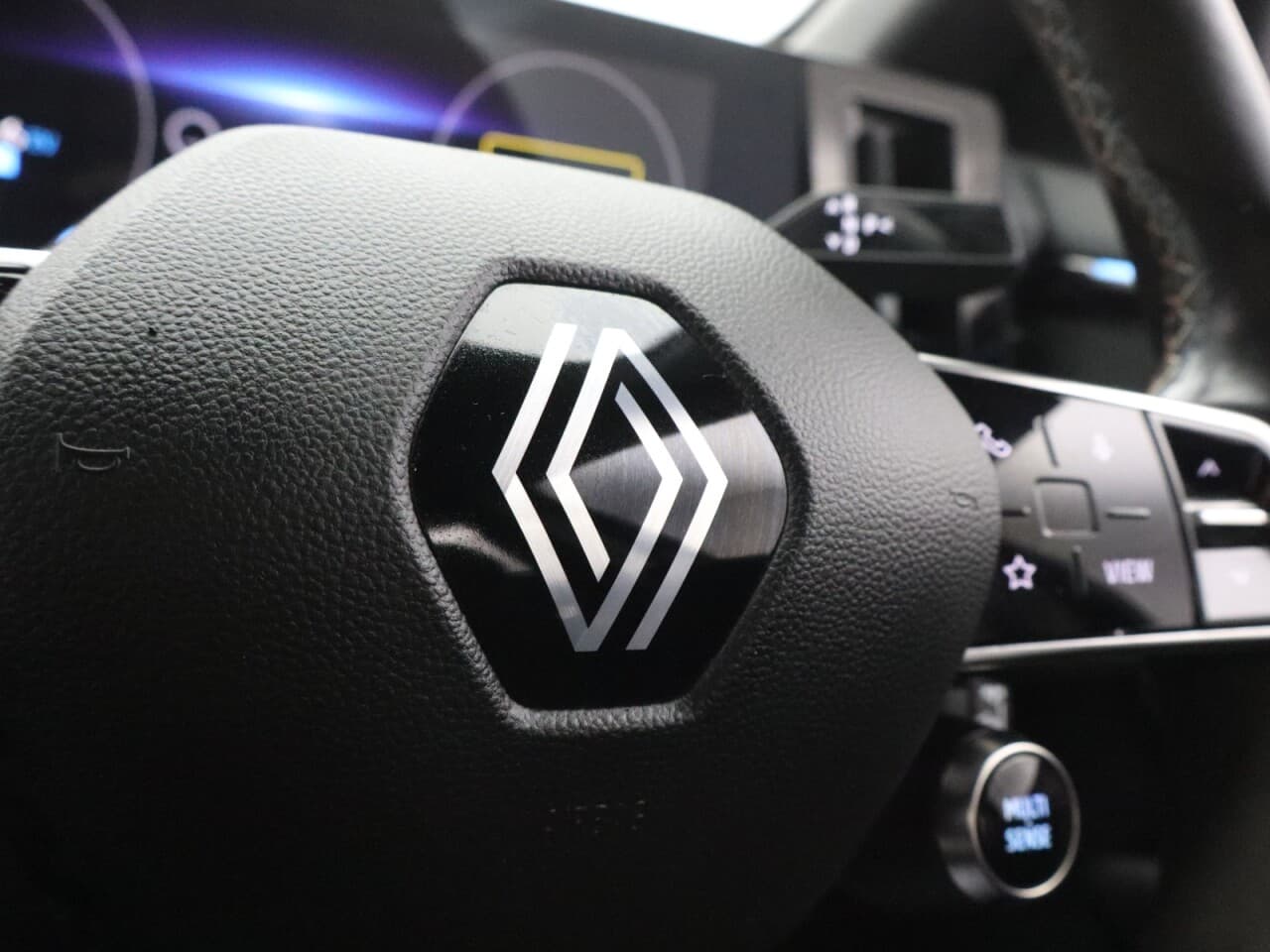 Renault Austral 1.2 E-TECH techno esprit Alpine — image 15