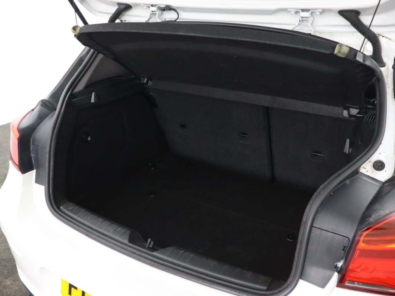 BMW 1 Series 1.5 118i Sport — image 42