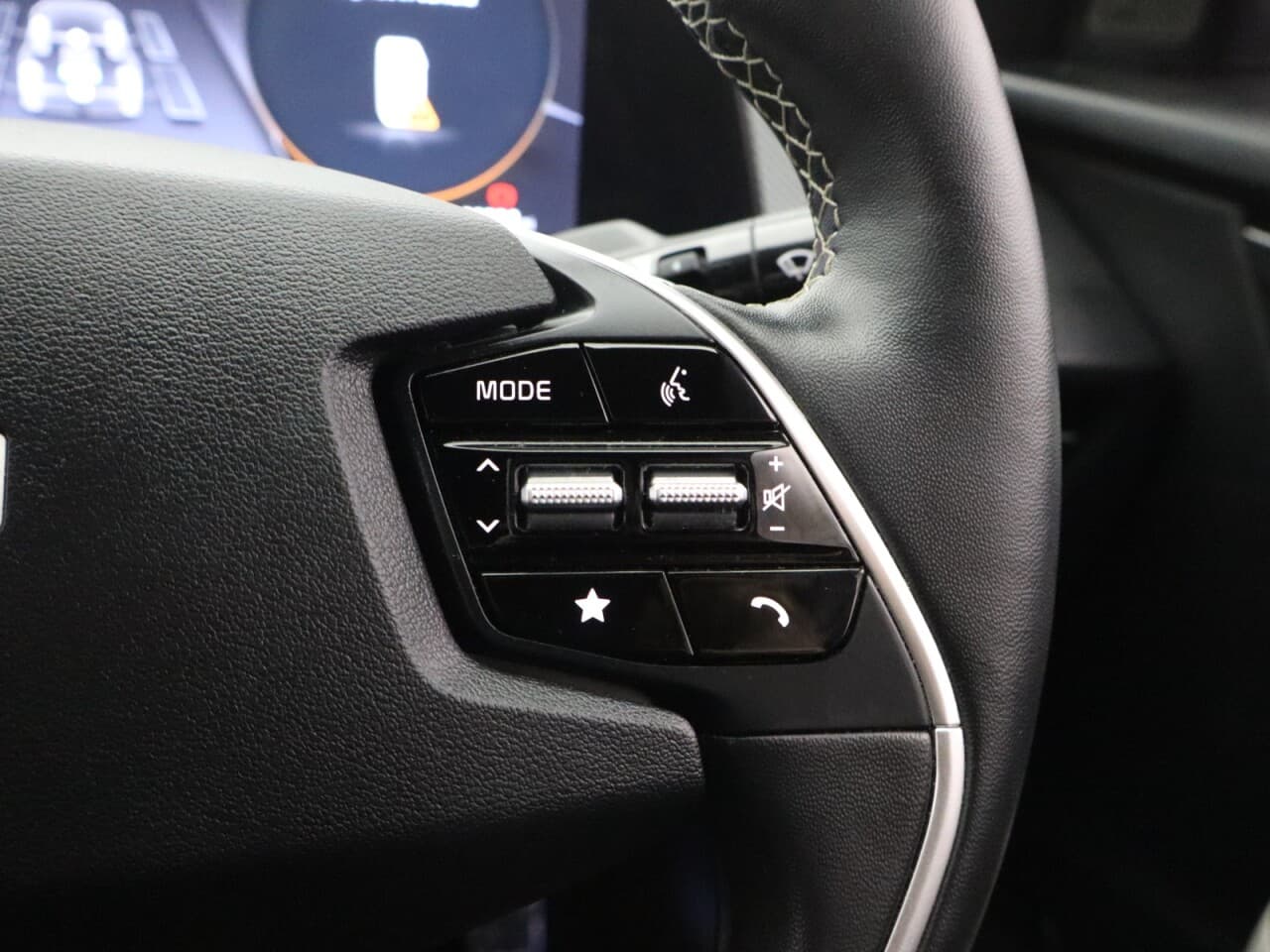 Kia EV6 77.4kWh GT-Line S — image 18