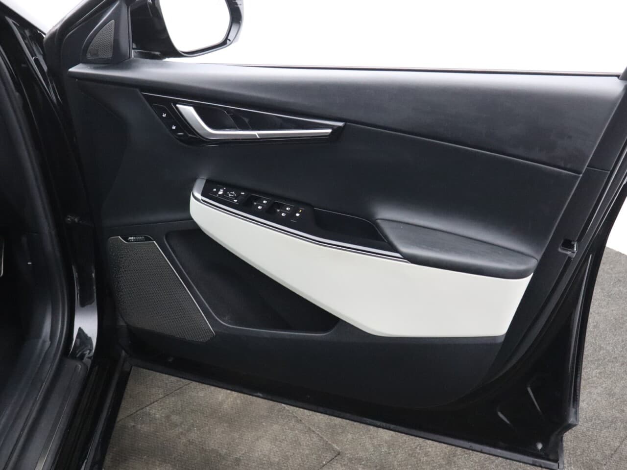 Kia EV6 77.4kWh GT-Line S — image 50