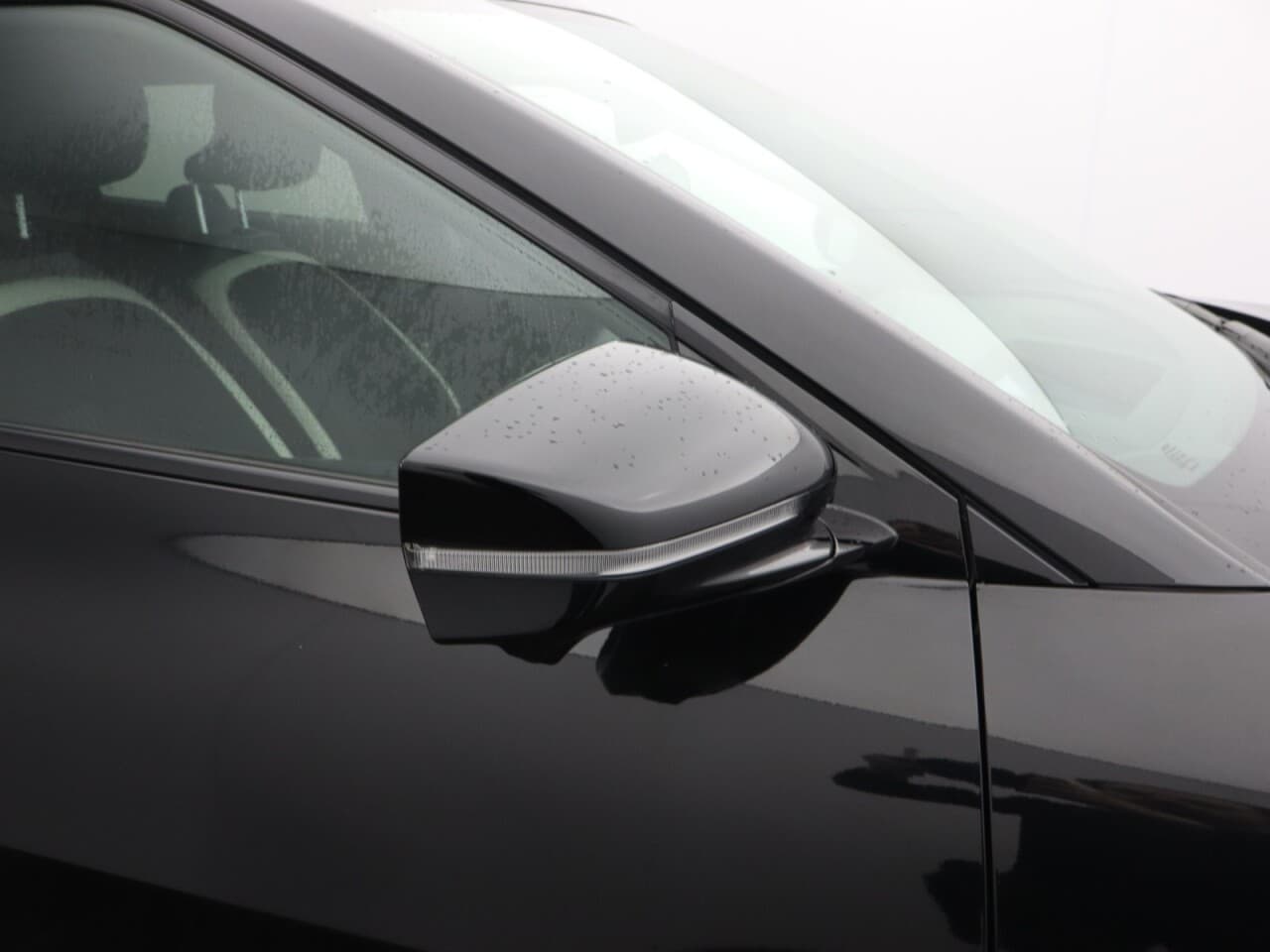 Kia EV6 77.4kWh GT-Line S — image 57