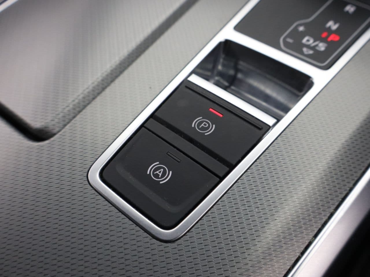 Audi A6 Avant 2.0 TDI 40 Sport — image 24