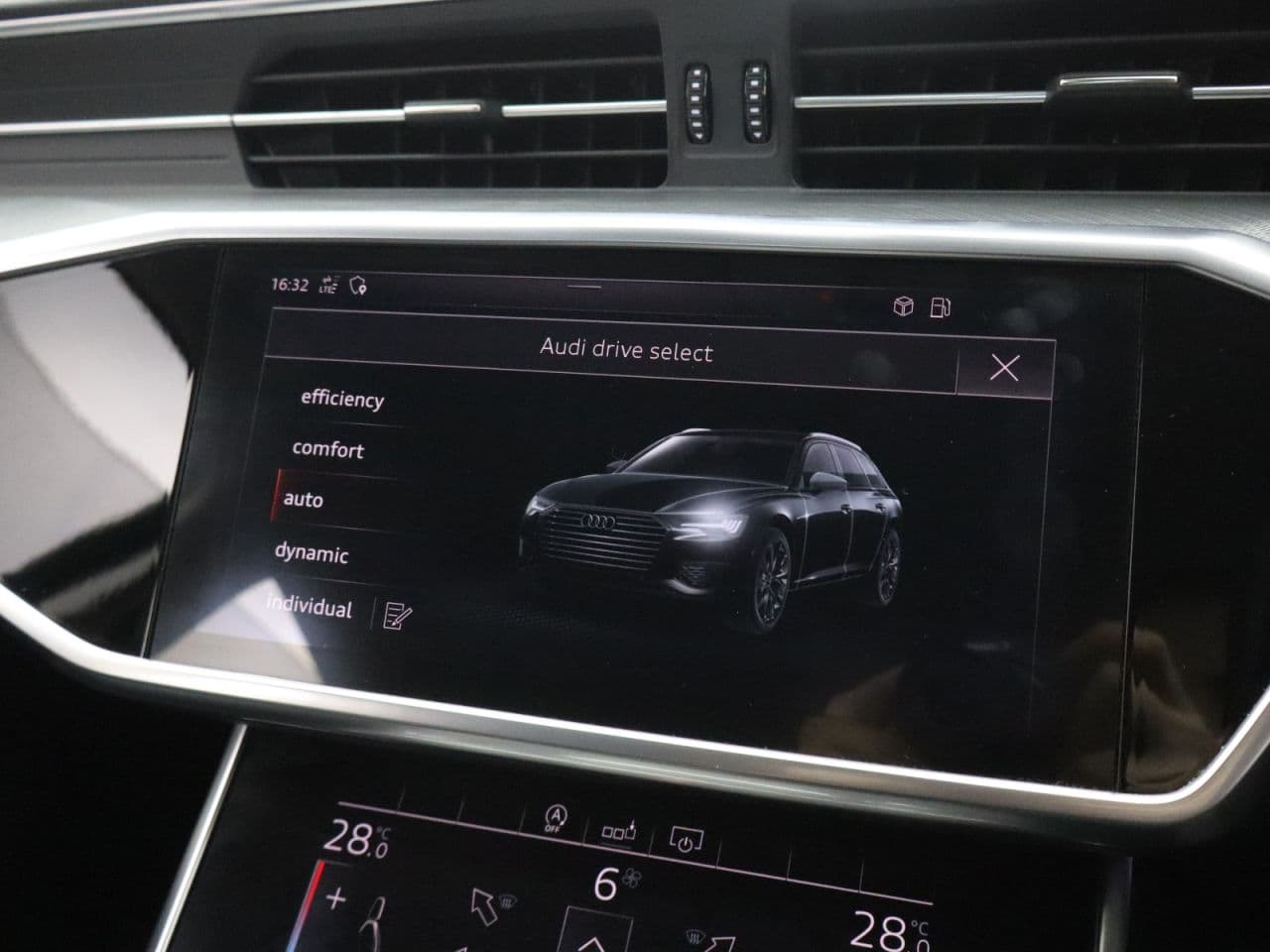 Audi A6 Avant 2.0 TDI 40 Sport — image 34