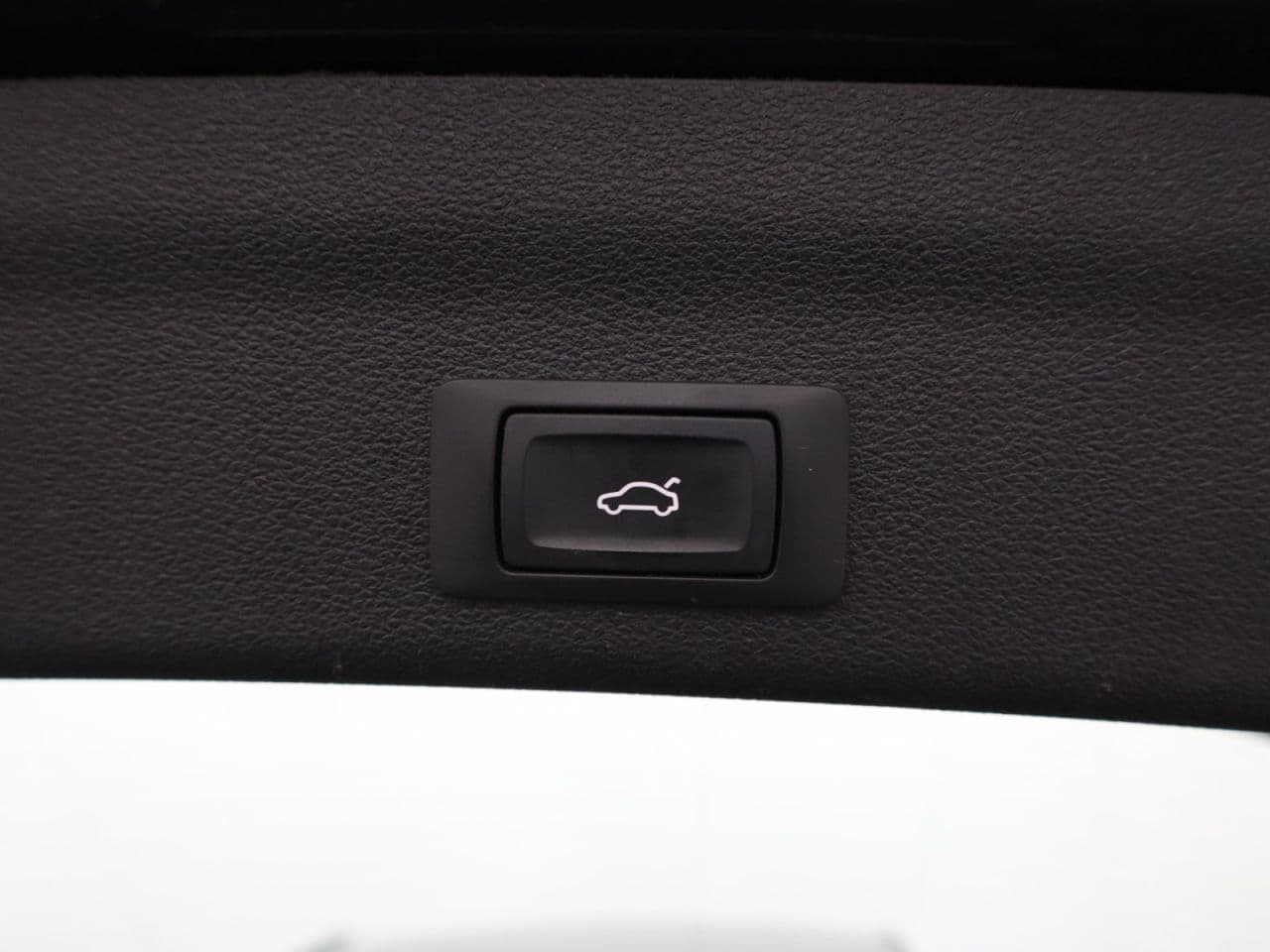 Audi A6 Avant 2.0 TDI 40 Sport — image 51