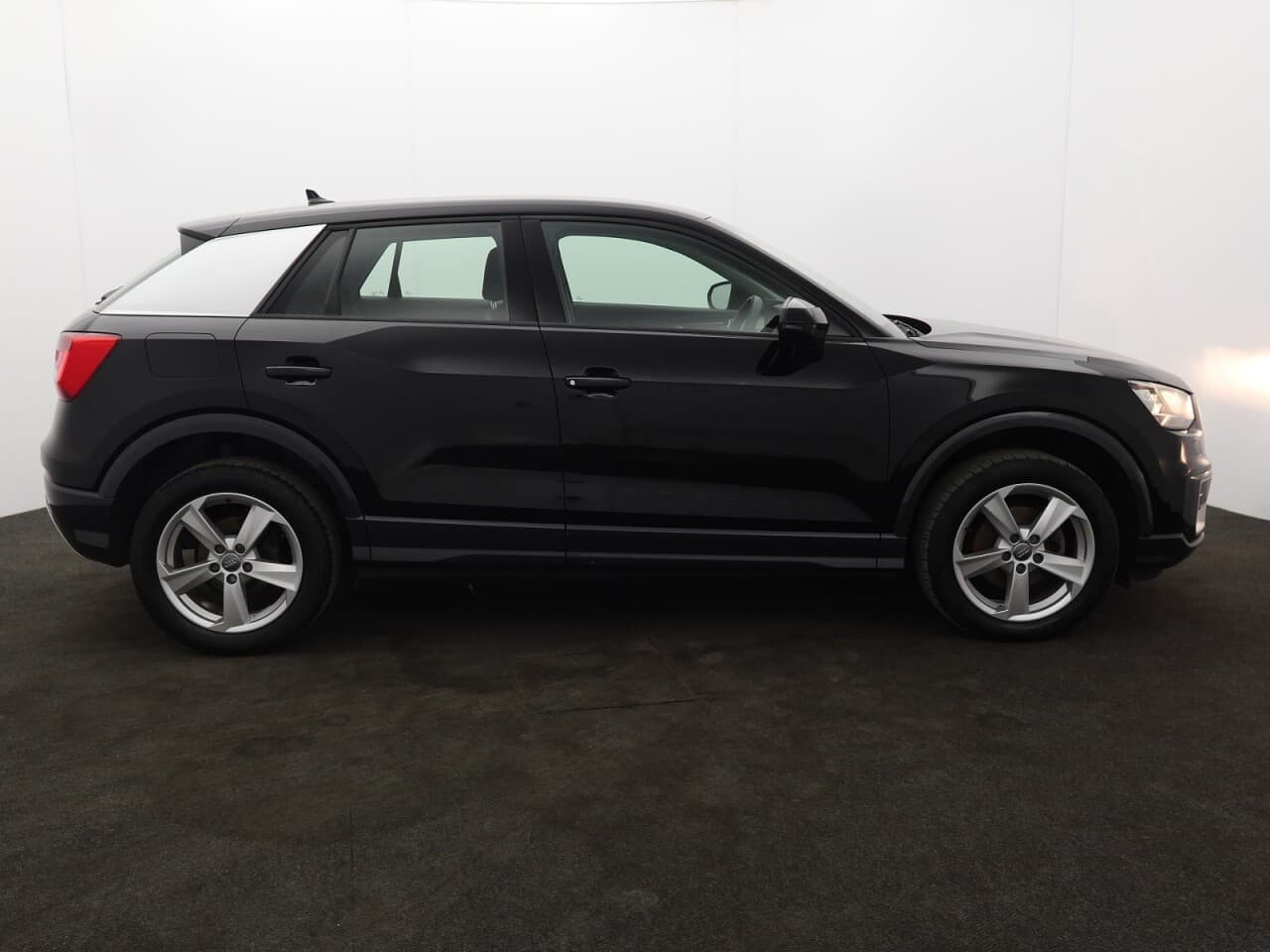 Audi Q2 1.5 TFSI CoD 35 Sport — image 11