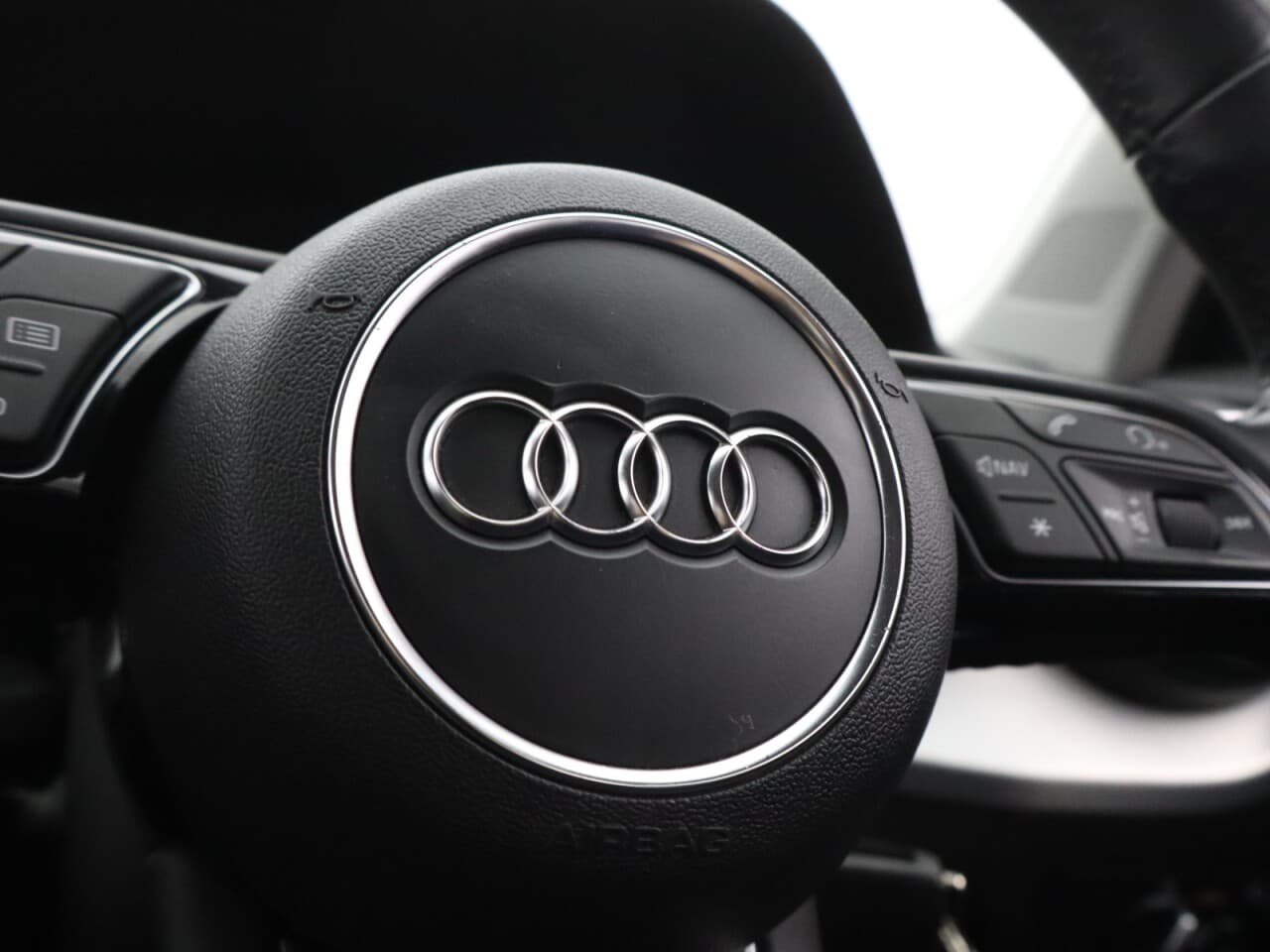 Audi Q2 1.5 TFSI CoD 35 Sport — image 20