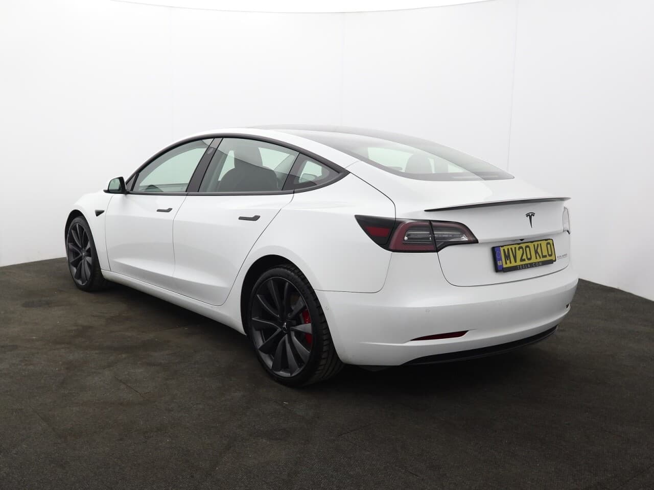 Tesla Model 3 (Dual Motor) Performance — image 8