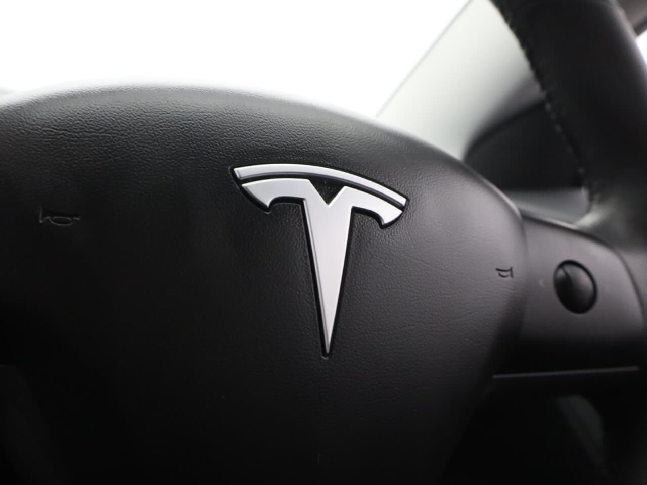 Tesla Model 3 (Dual Motor) Performance — image 21