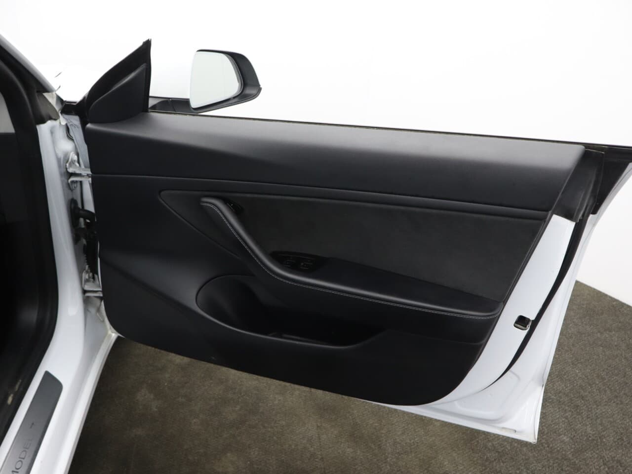 Tesla Model 3 (Dual Motor) Performance — image 48