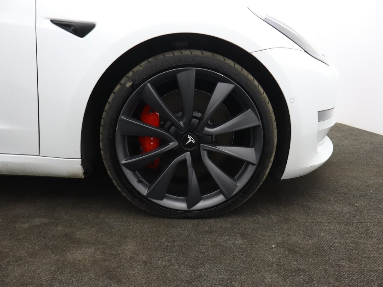 Tesla Model 3 (Dual Motor) Performance — image 53