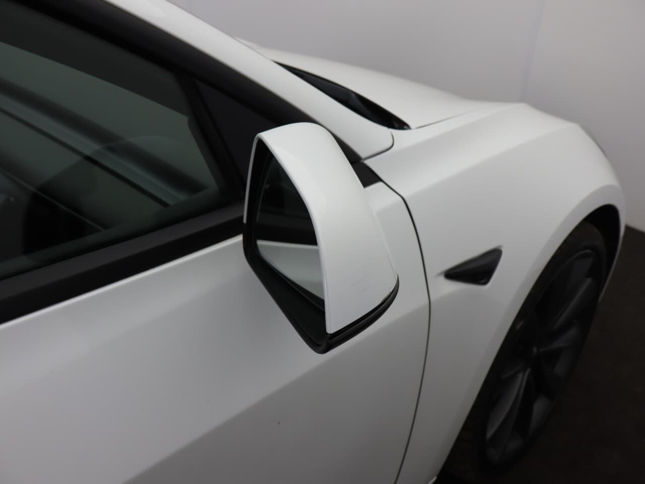 Tesla Model 3 (Dual Motor) Performance — image 55