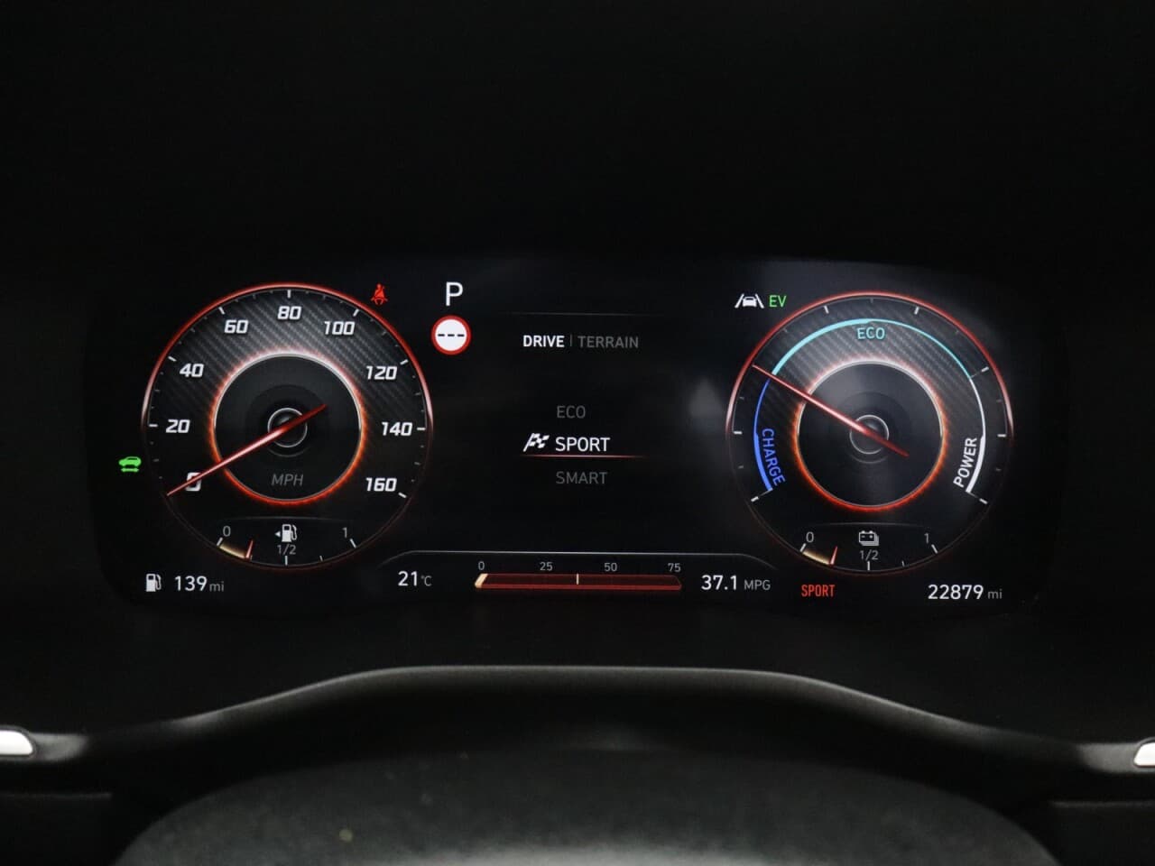 Hyundai Santa Fe 1.6 h T-GDi Ultimate — image 43