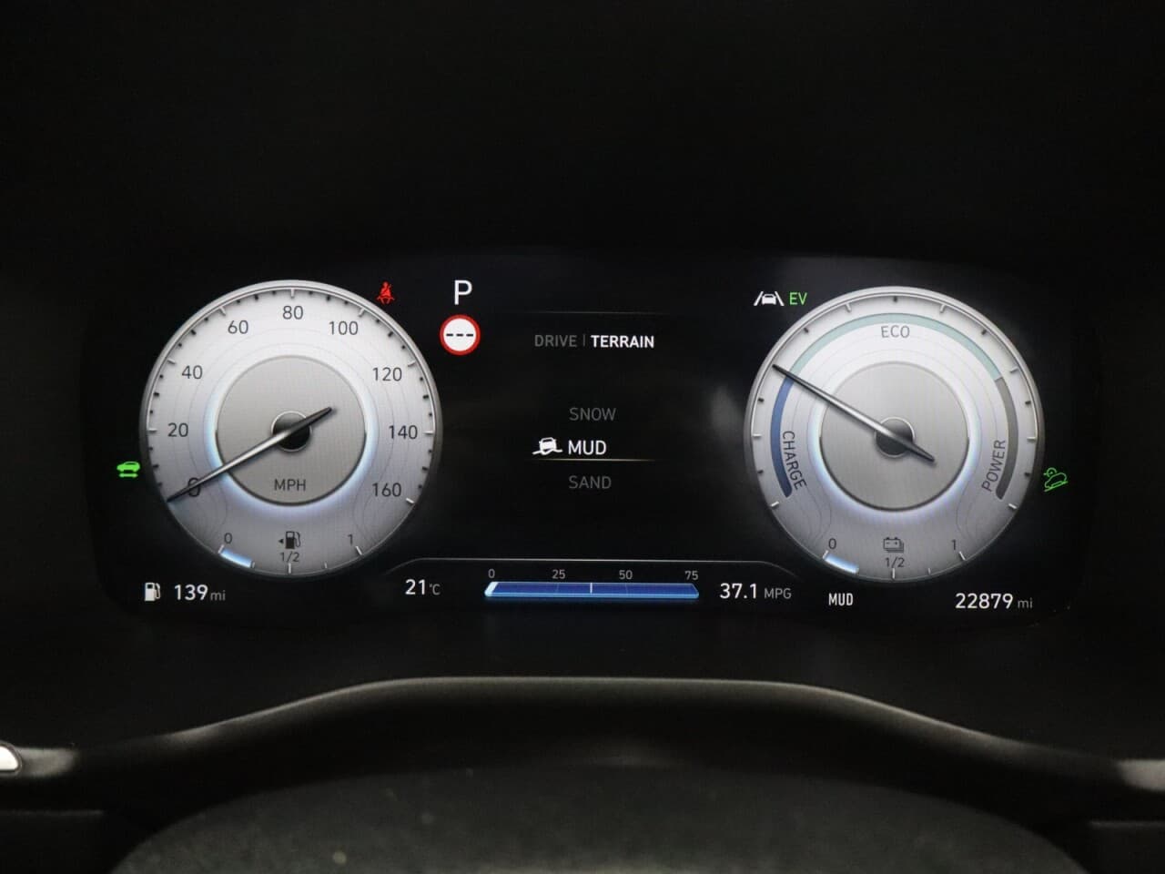 Hyundai Santa Fe 1.6 h T-GDi Ultimate — image 44