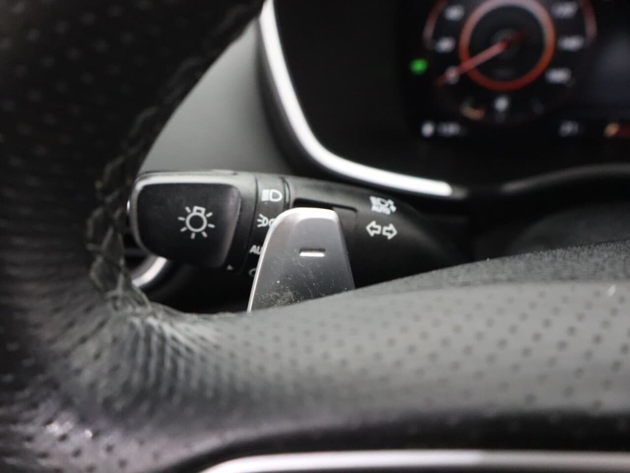 Hyundai Santa Fe 1.6 h T-GDi Ultimate — image 47