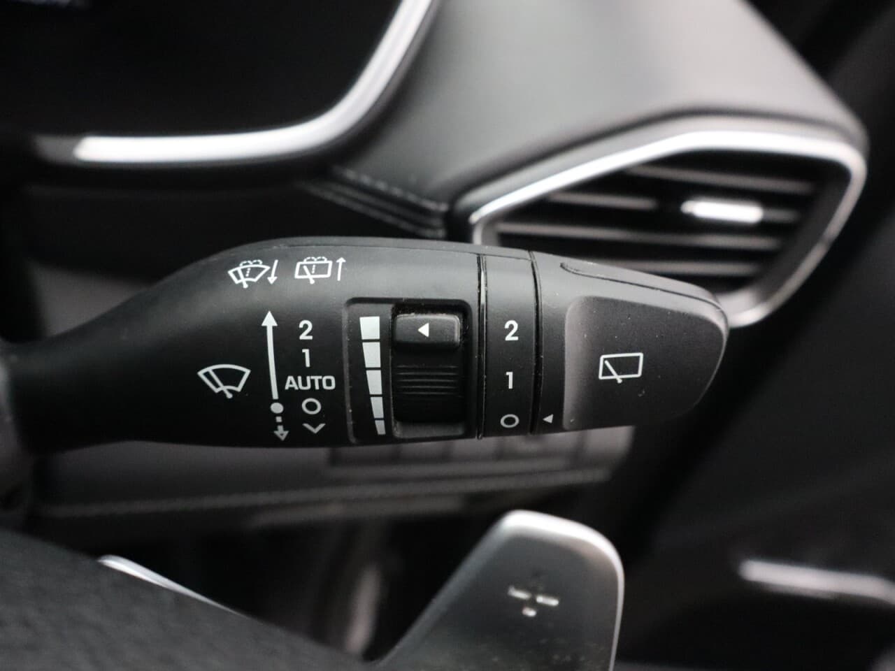 Hyundai Santa Fe 1.6 h T-GDi Ultimate — image 50