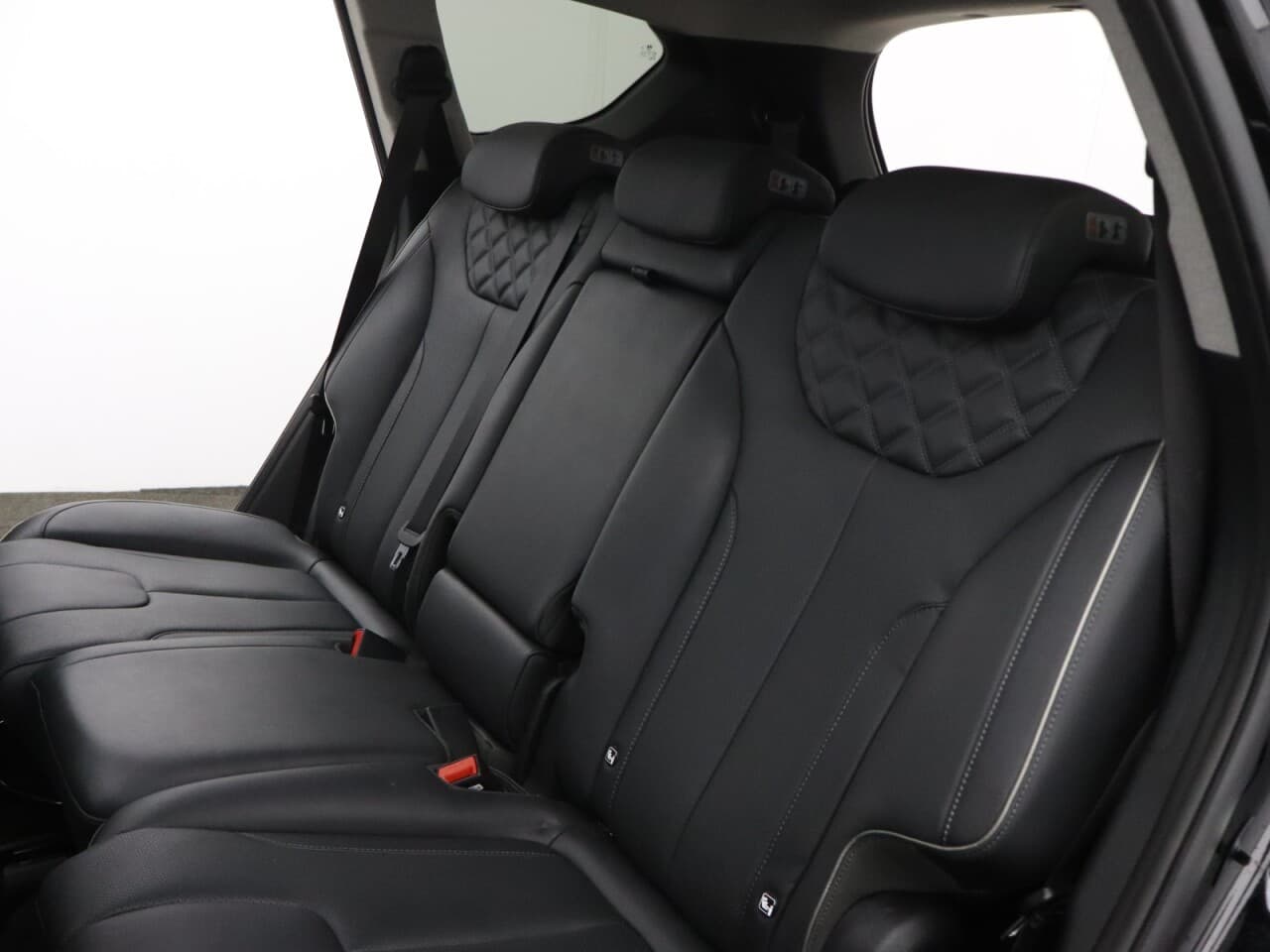 Hyundai Santa Fe 1.6 h T-GDi Ultimate — image 55