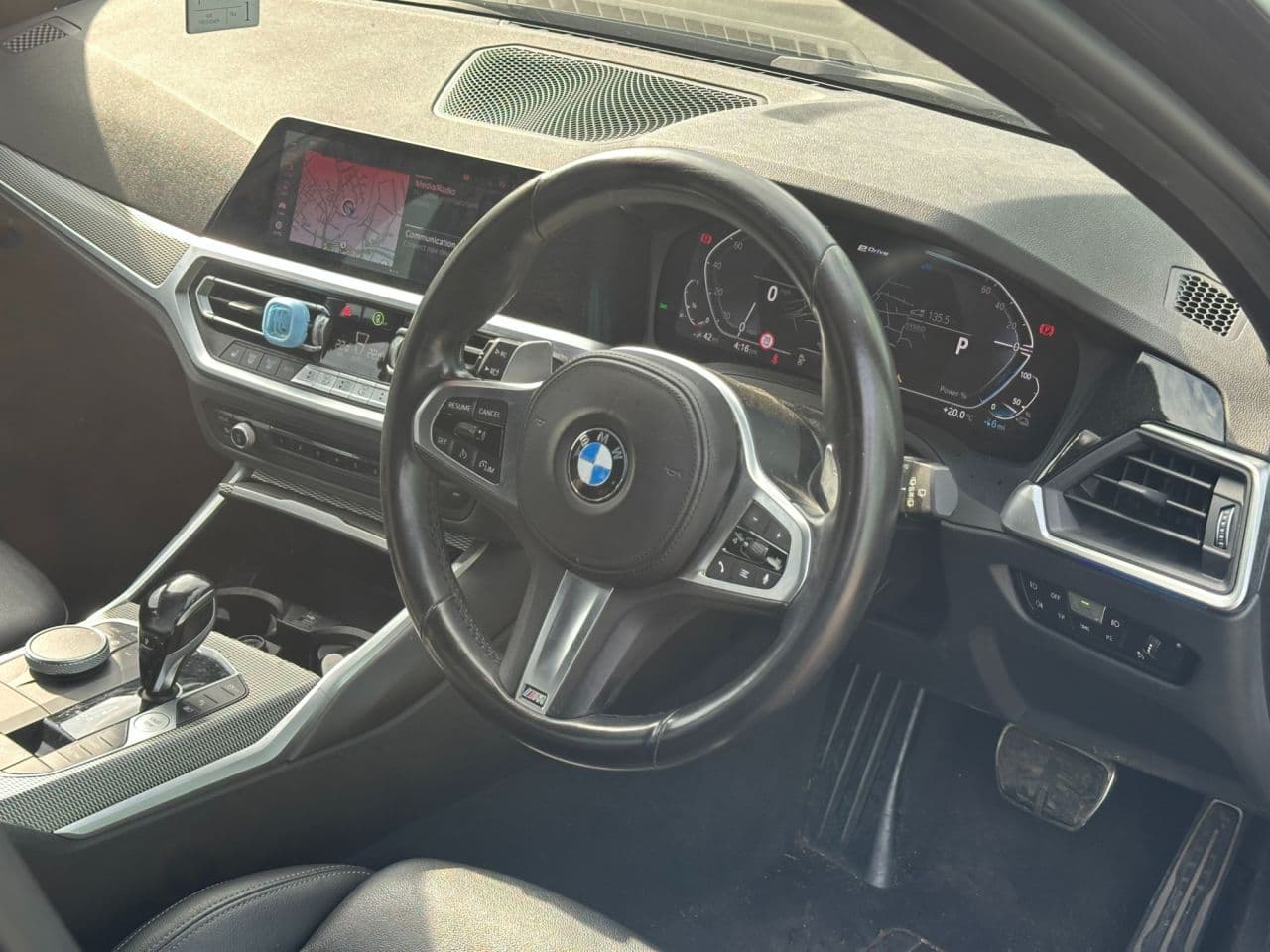 BMW 3 Series 2.0 330e 12kWh M Sport Touring — image 6