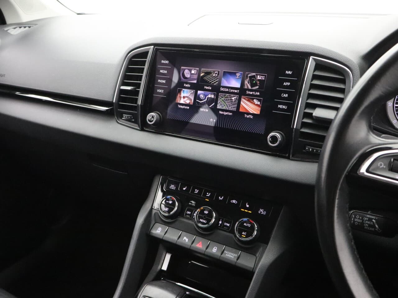Skoda Karoq 1.5 TSI ACT SE L — image 22