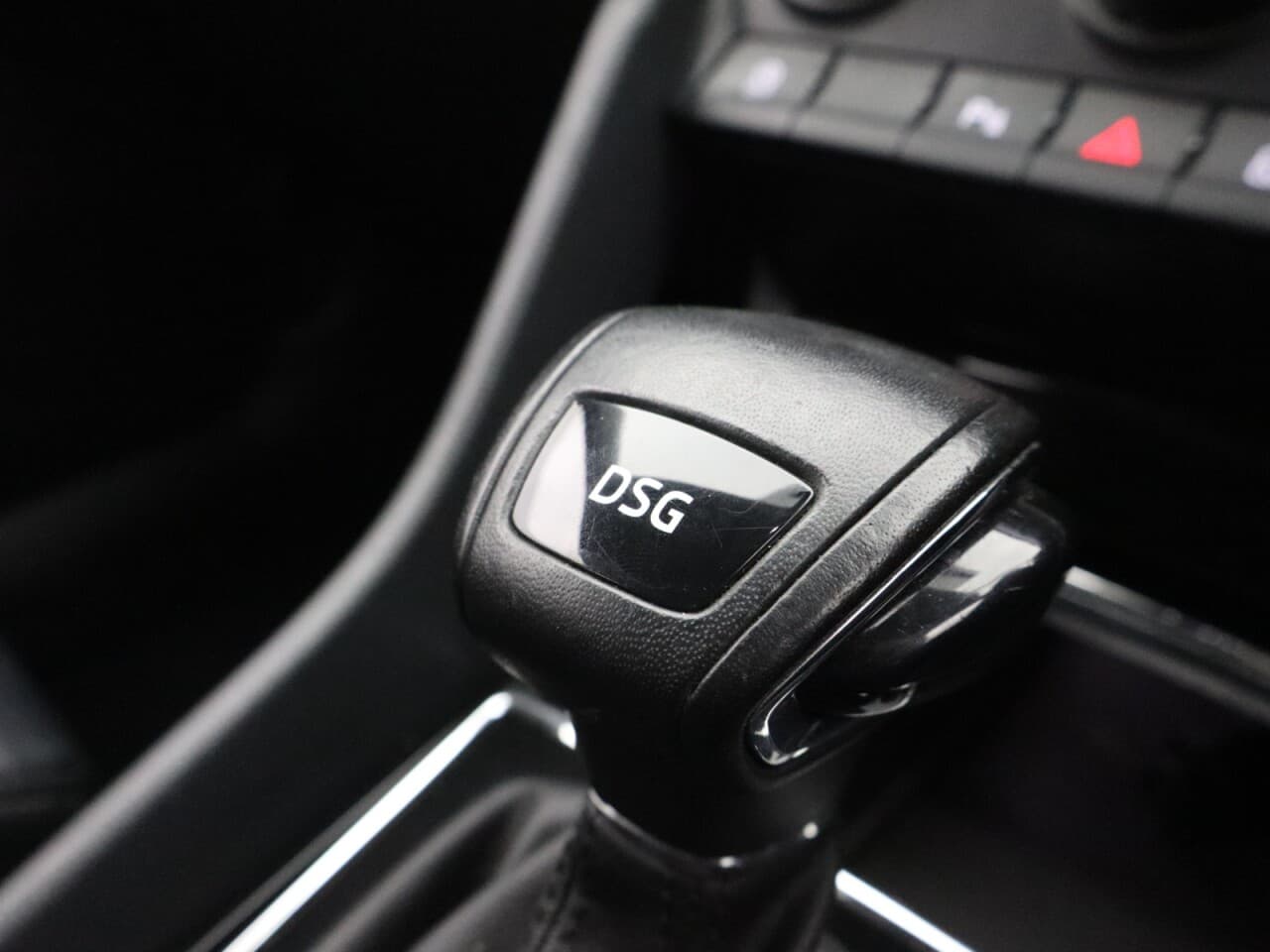 Skoda Karoq 1.5 TSI ACT SE L — image 24