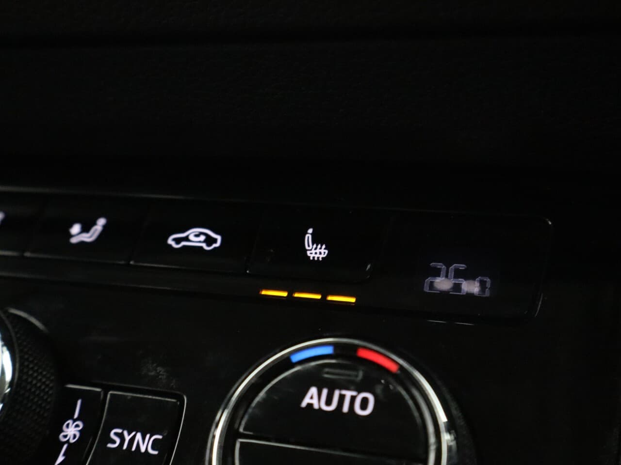 Skoda Karoq 1.5 TSI ACT SE L — image 30