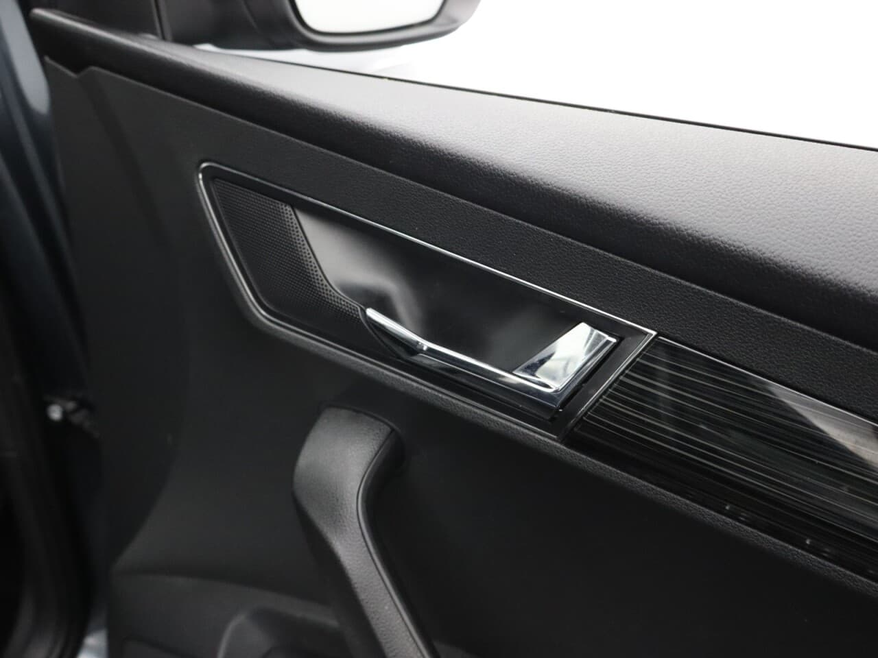 Skoda Karoq 1.5 TSI ACT SE L — image 50