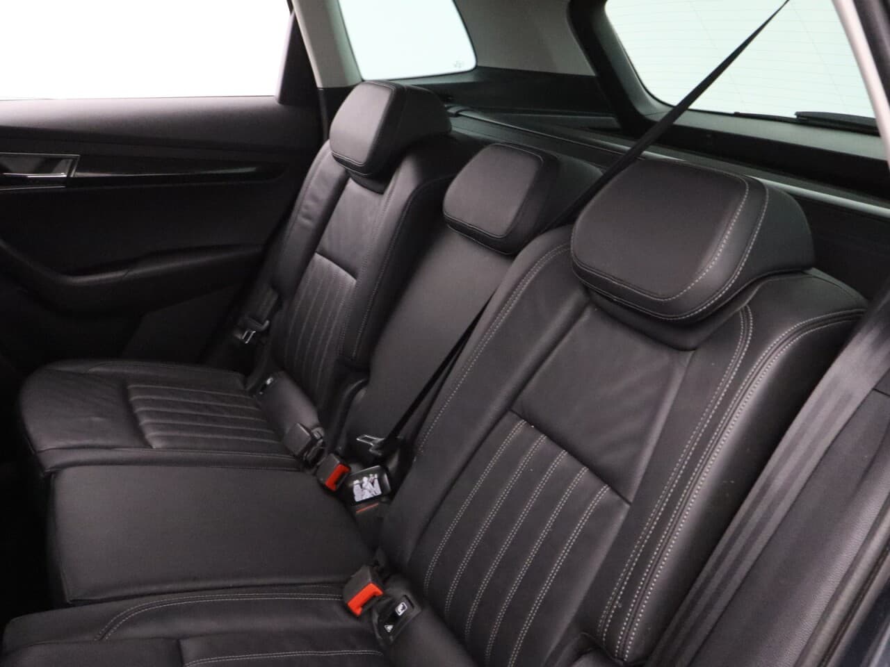 Skoda Karoq 1.5 TSI ACT SE L — image 45
