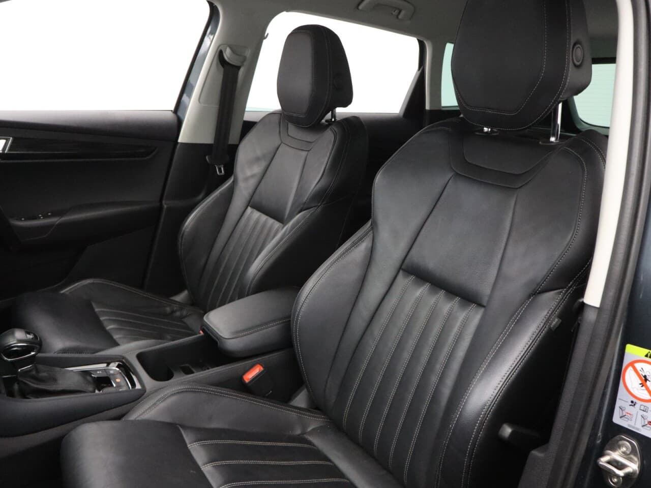 Skoda Karoq 1.5 TSI ACT SE L — image 43