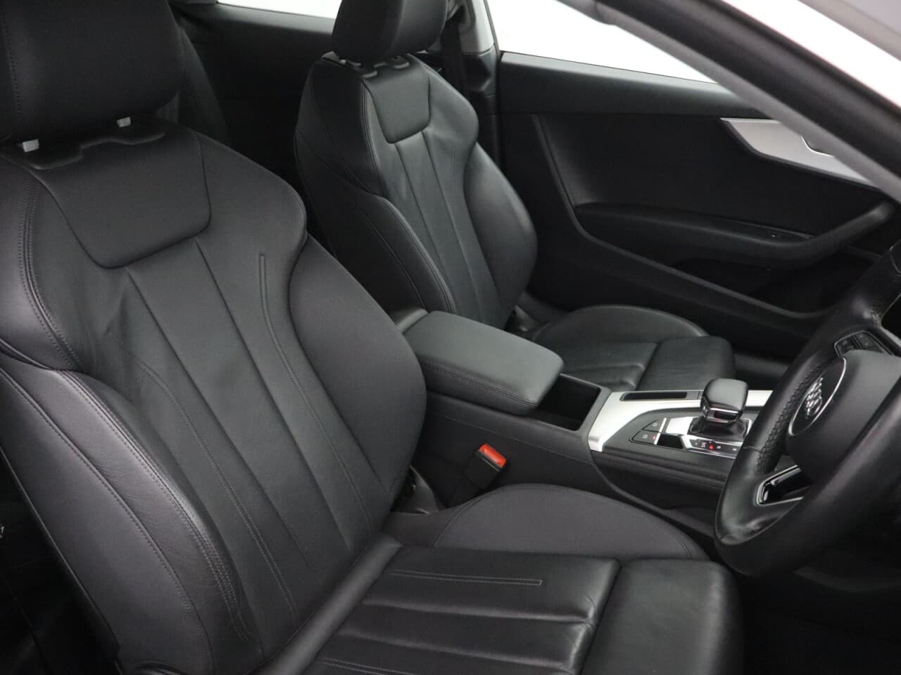 Audi A5 2.0 TFSI 35 Sport — image 14