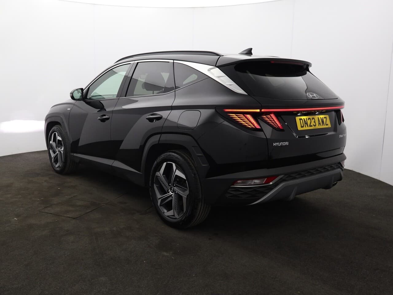 Hyundai Tucson 1.6 T-GDi MHEV Ultimate — image 8