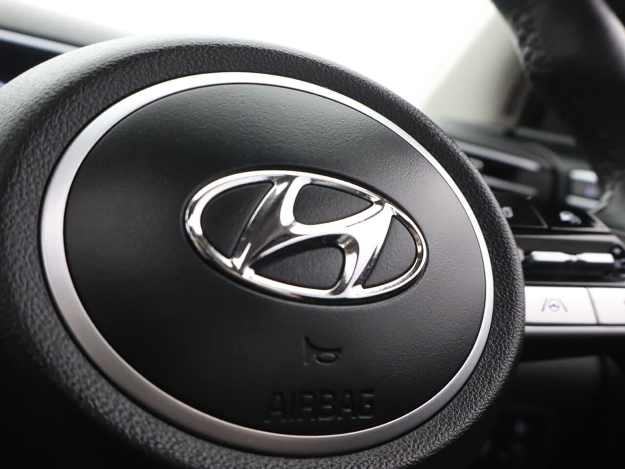 Hyundai Tucson 1.6 T-GDi MHEV Ultimate — image 22