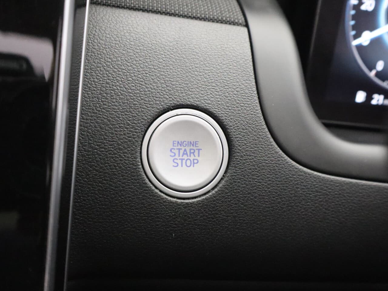 Hyundai Tucson 1.6 T-GDi MHEV Ultimate — image 34