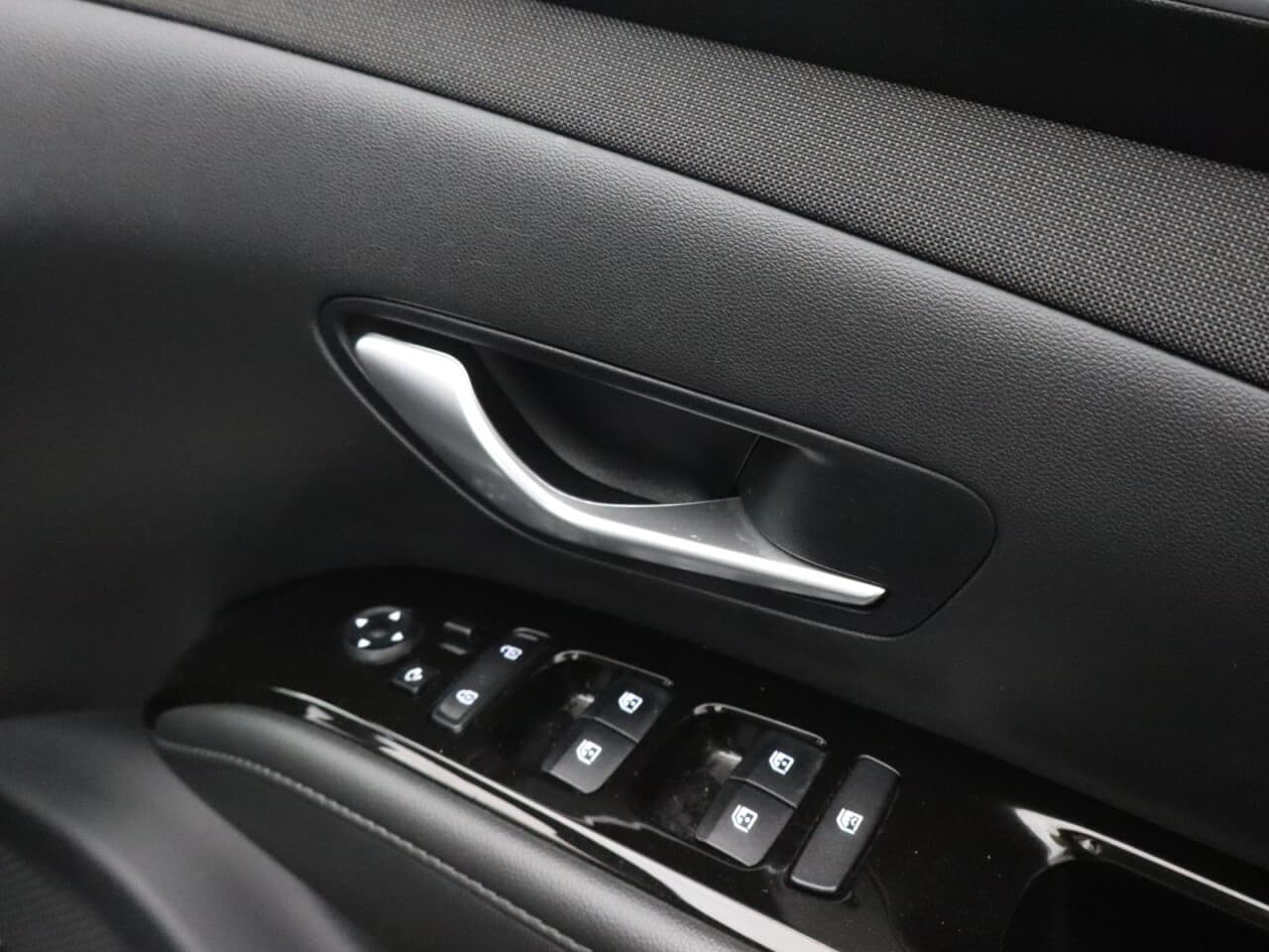 Hyundai Tucson 1.6 T-GDi MHEV Ultimate — image 51