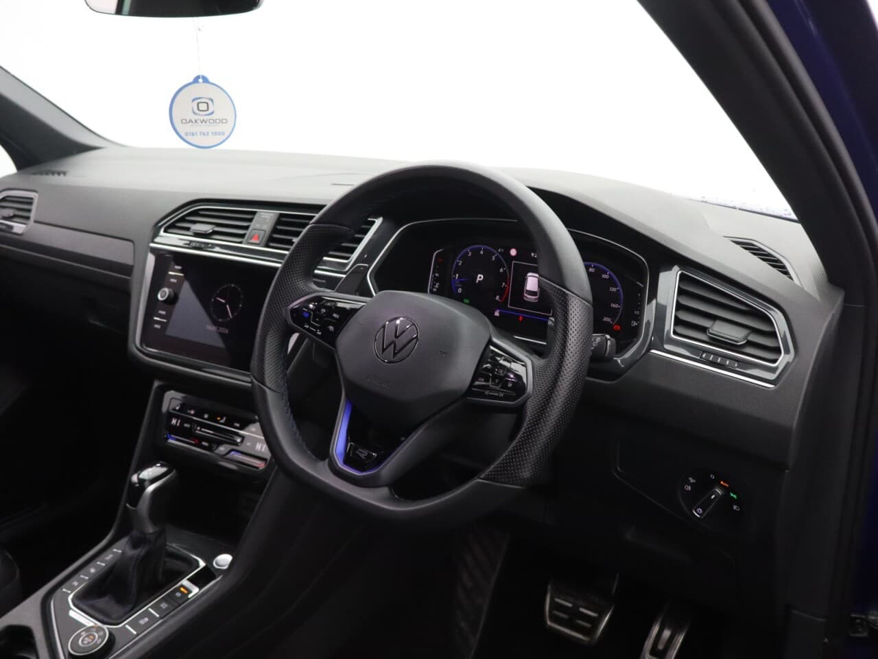 Volkswagen Tiguan 2.0 TSI R — image 14