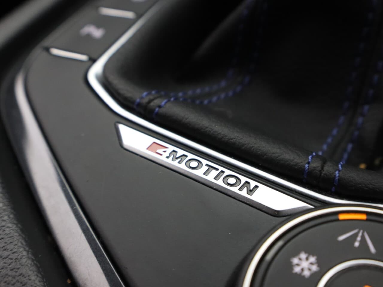 Volkswagen Tiguan 2.0 TSI R — image 29