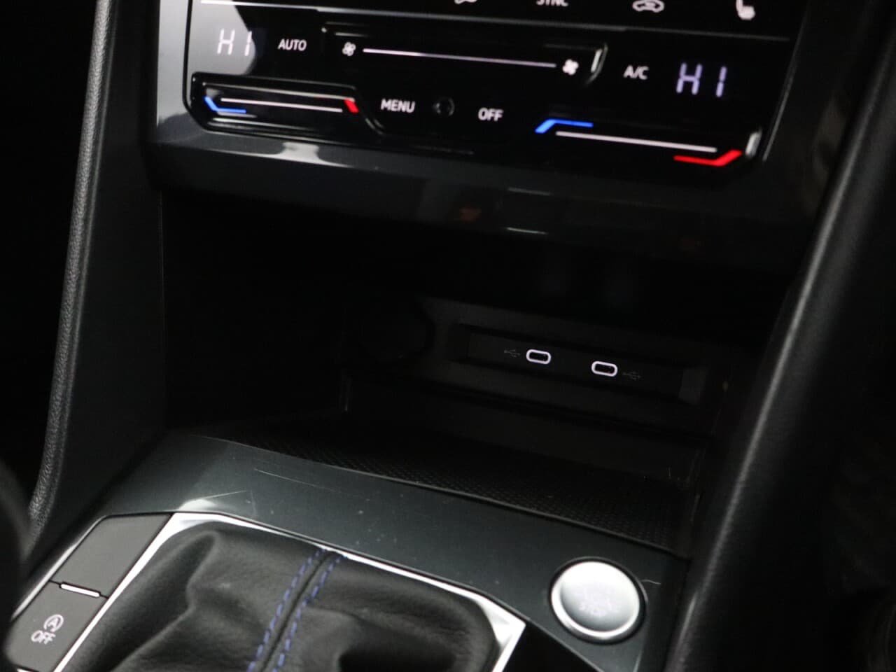 Volkswagen Tiguan 2.0 TSI R — image 33