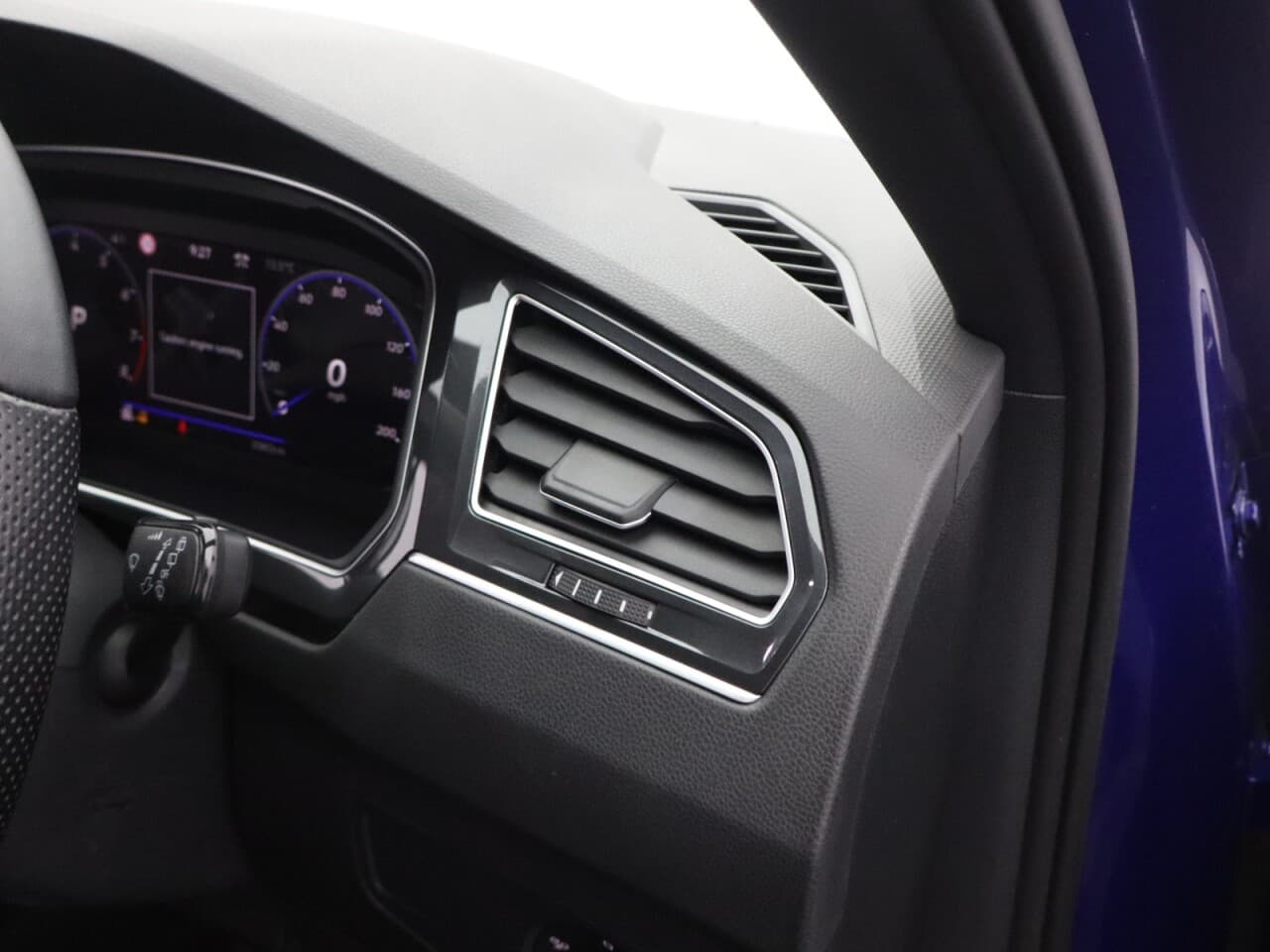 Volkswagen Tiguan 2.0 TSI R — image 51