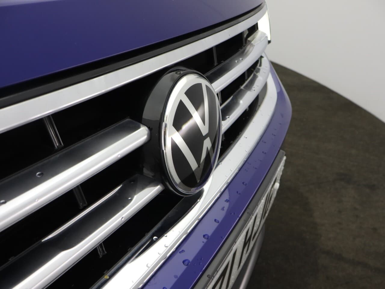 Volkswagen Tiguan 2.0 TSI R — image 70