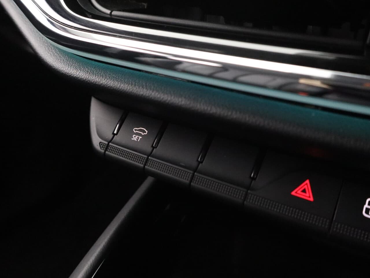 Skoda Enyaq Iv iV 62kWh 60 — image 30