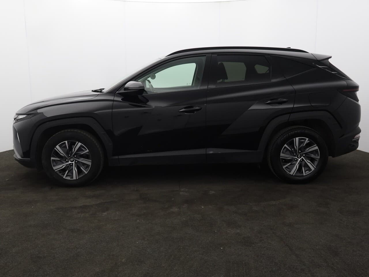 Hyundai Tucson 1.6 T-GDi SE Connect — image 6