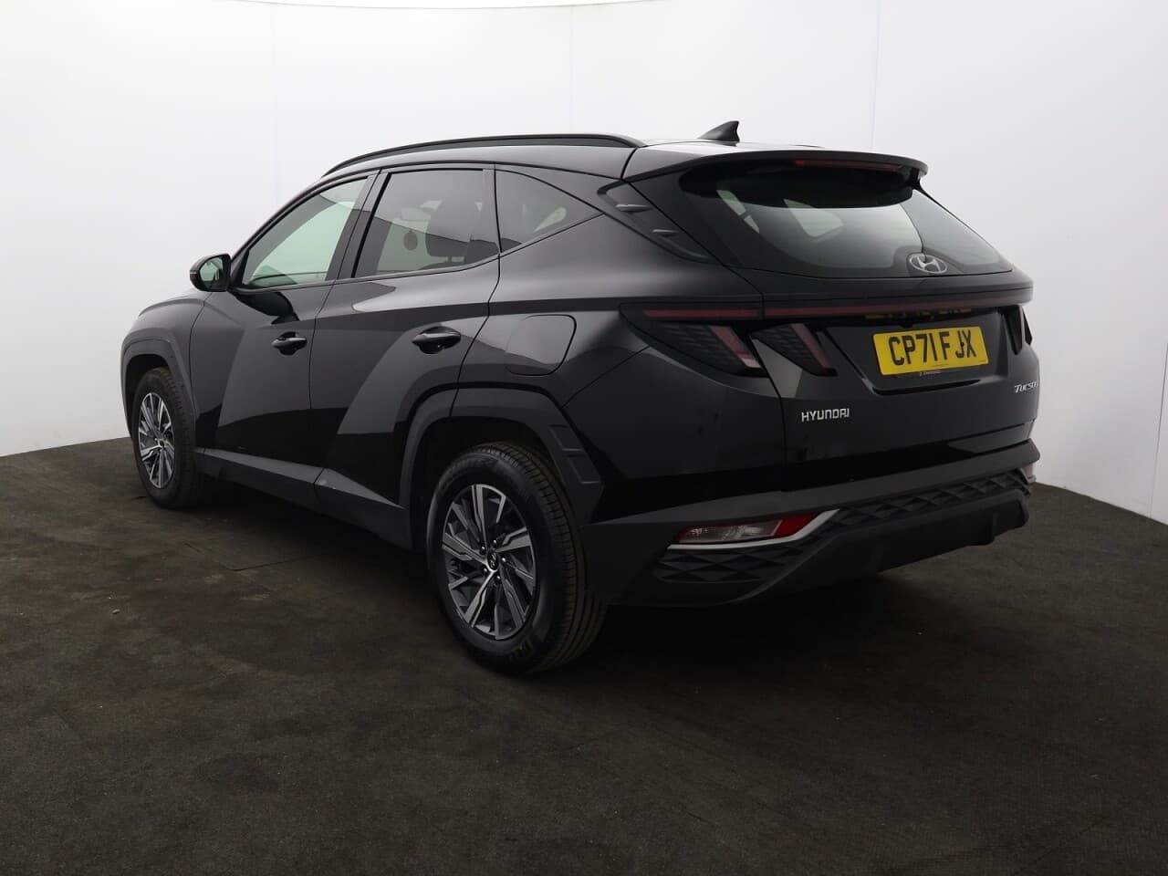 Hyundai Tucson 1.6 T-GDi SE Connect — image 8