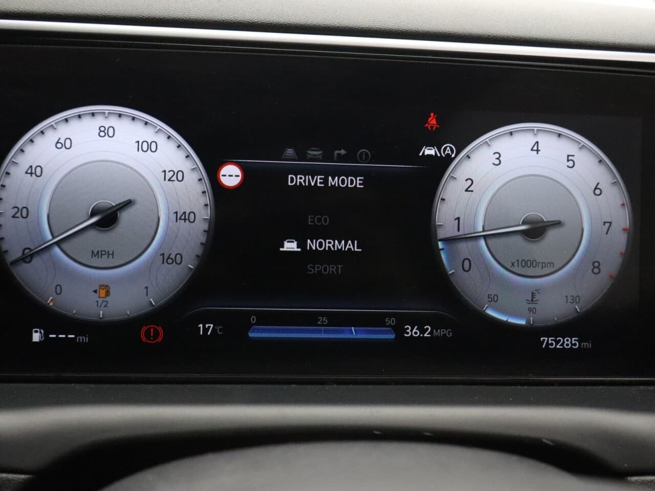 Hyundai Tucson 1.6 T-GDi SE Connect — image 36