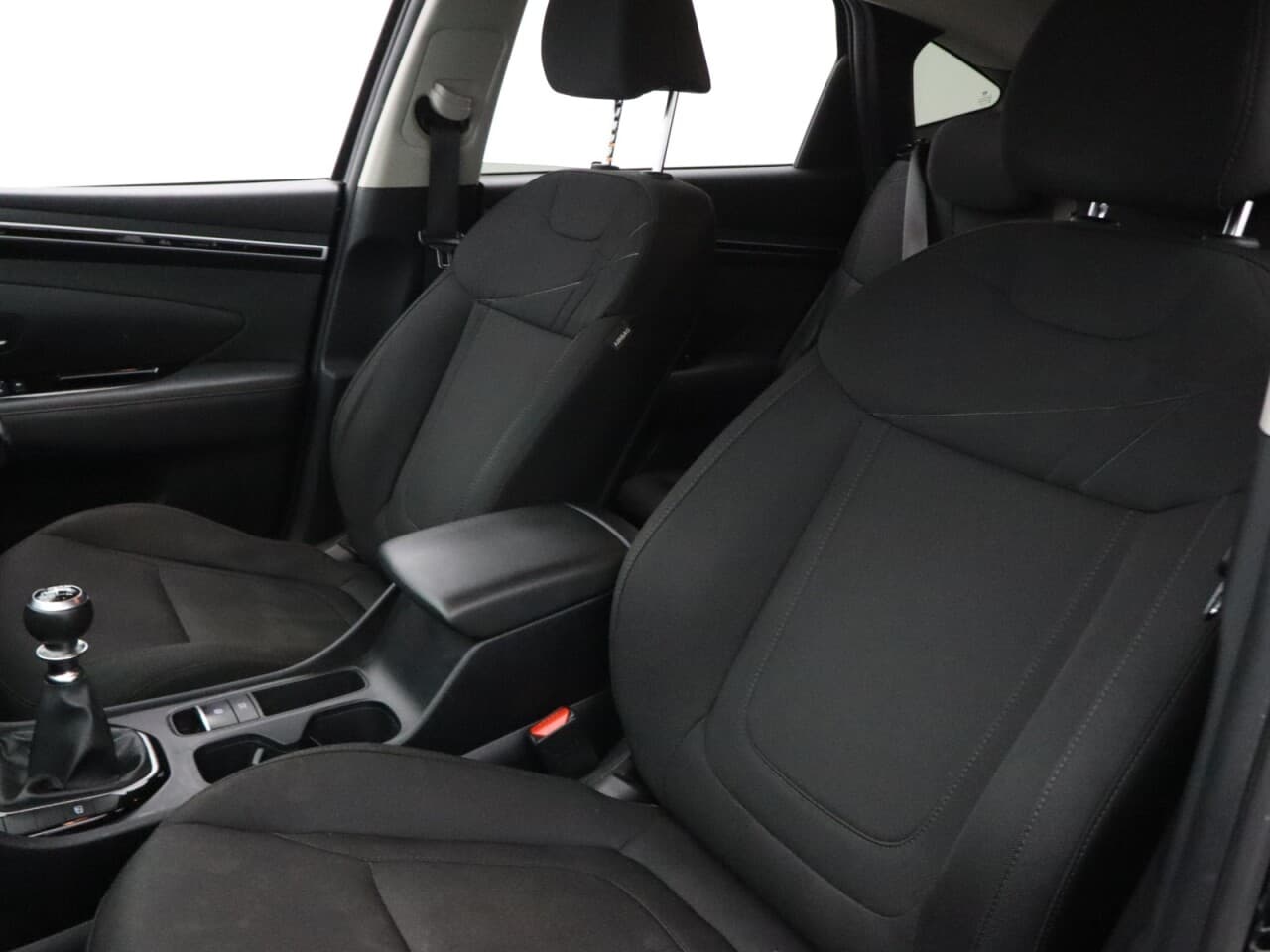 Hyundai Tucson 1.6 T-GDi SE Connect — image 47